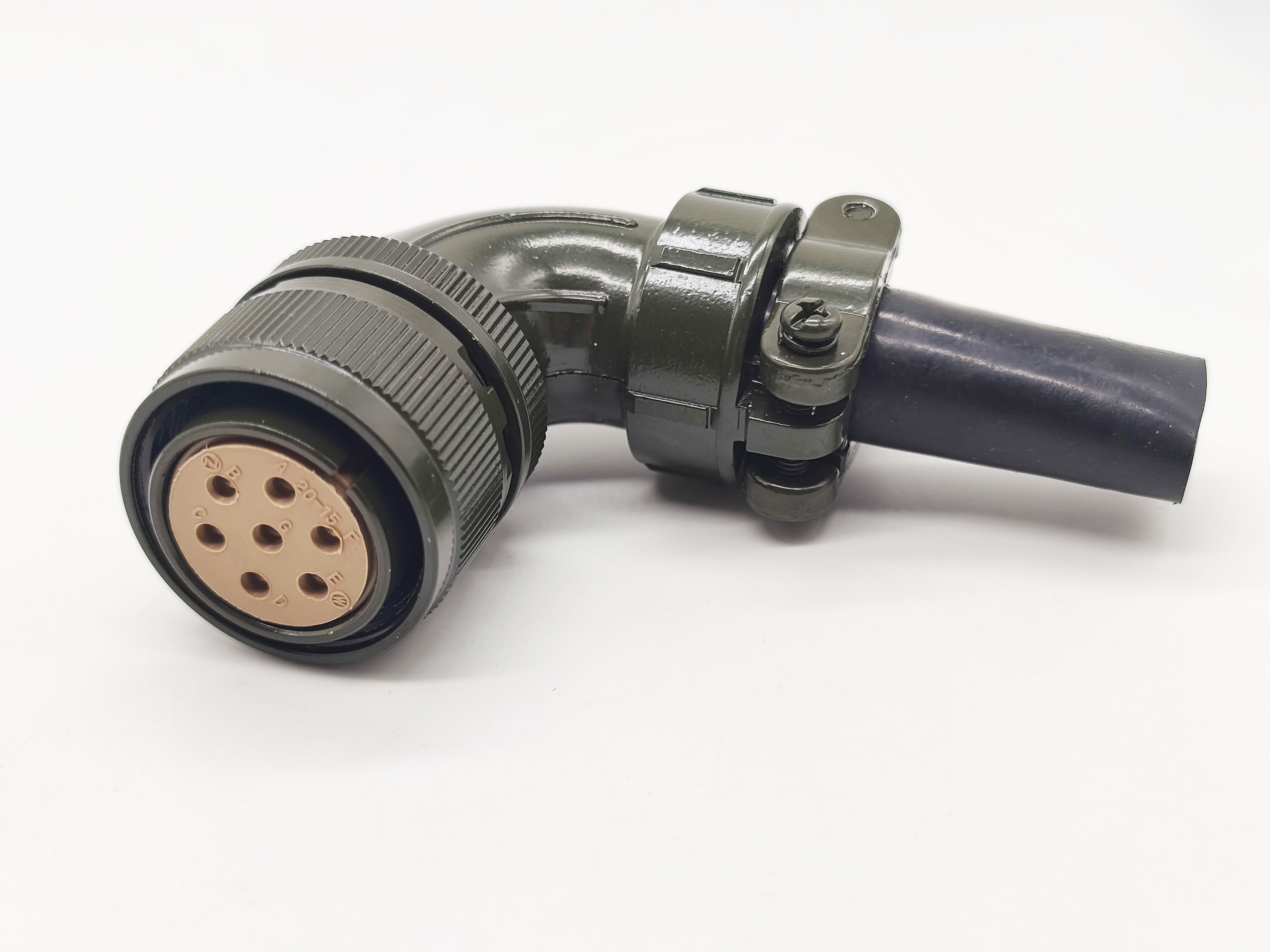 MIL-DTL-5015 Type Connectors and Features