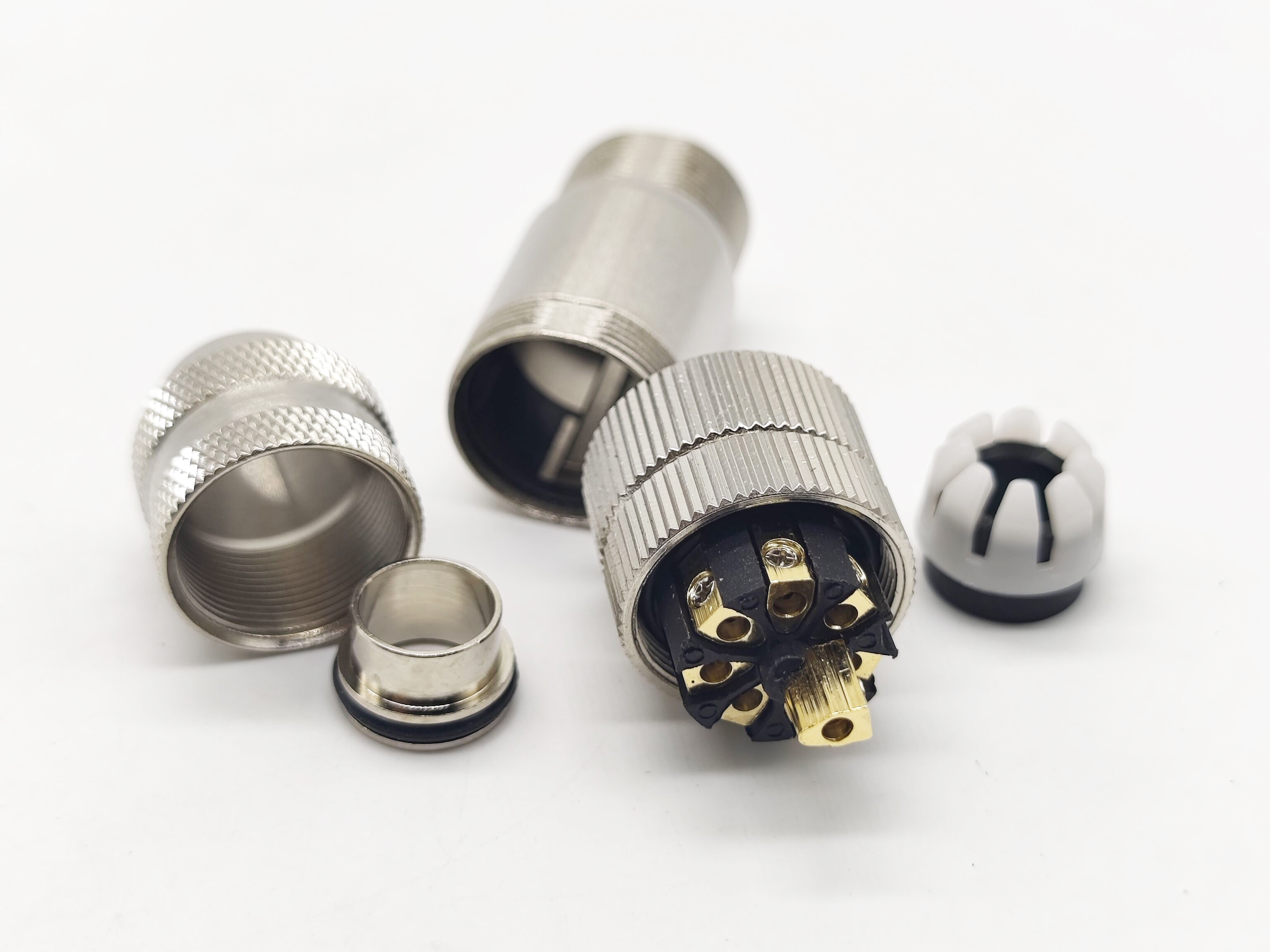 Choosing an Aviation Connector and Precautions for Use