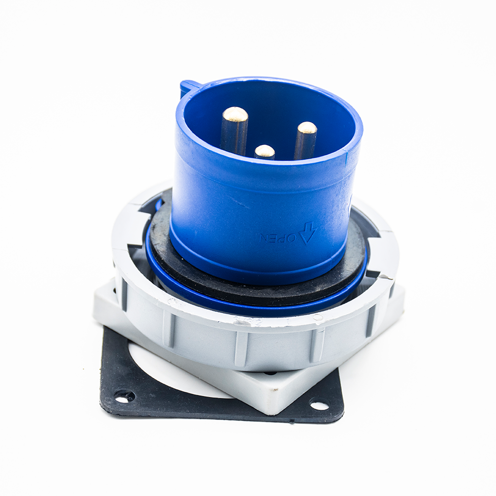 Enchufe Industrial Hembra 32A 220-250V IP44: Conexión Segura Y Resistente Al Agua Para Talleres Y Exteriores