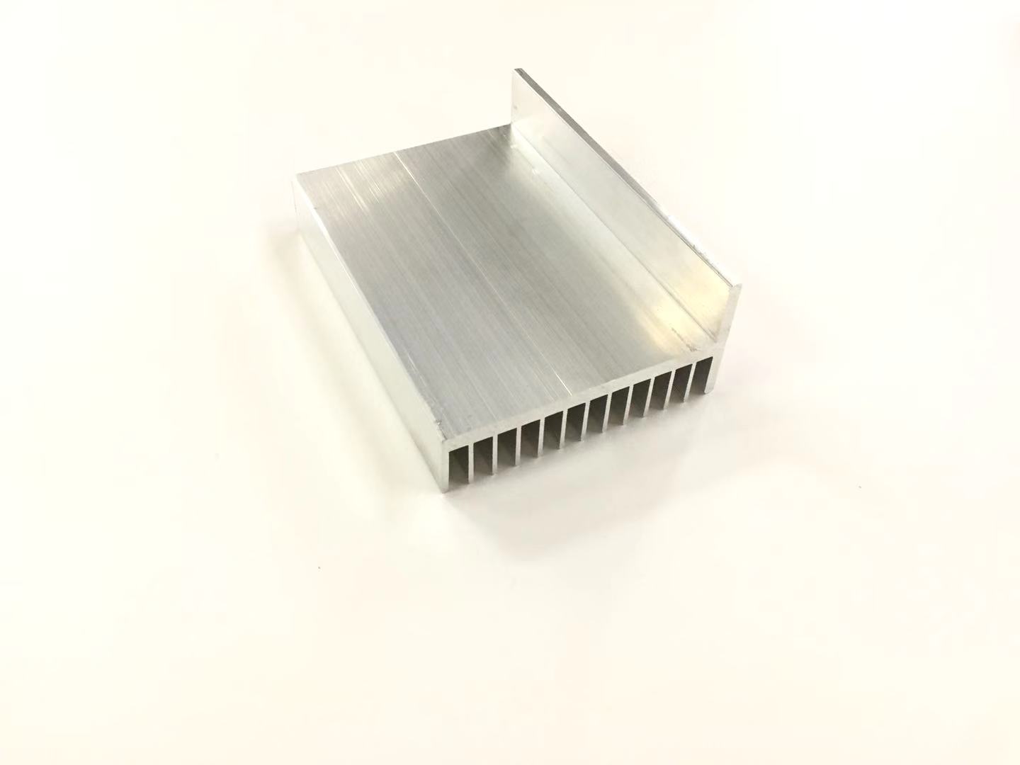 L-Shaped-Aluminum-Alloy-1015x49x100mm-Heatsink-Radiator-for-Raspberry-Pi-Projects-1701806