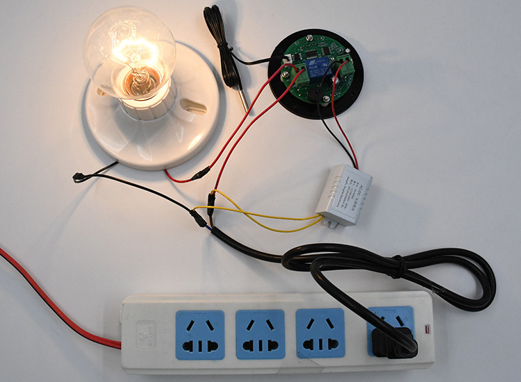 XH-W1818-High-Precision-Microcomputer-Temperature-Controller-Circular-Digital-Display-Embedded-Therm-1590312