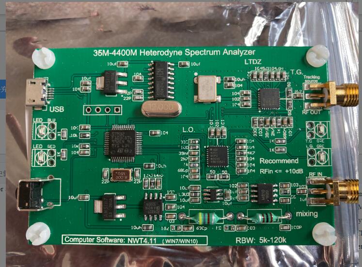 Geekcreitreg-Spectrum-Analyzer-USB-LTDZ_35-4400M_Spectrum-Signal-Source-with-Tracking-Source-Module--1450129