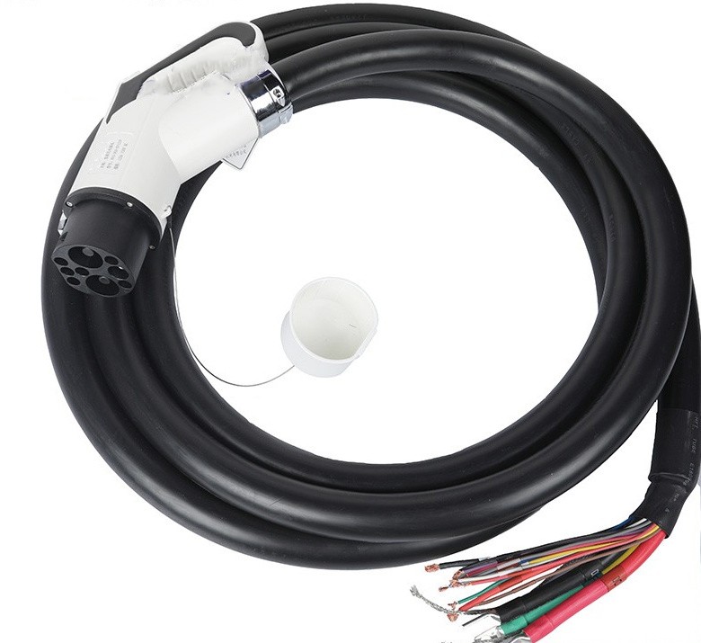 Elecbee 200A GB/T Standards DC Charging Plug 750V Connector Single Phase EV Charger with 5M Cable